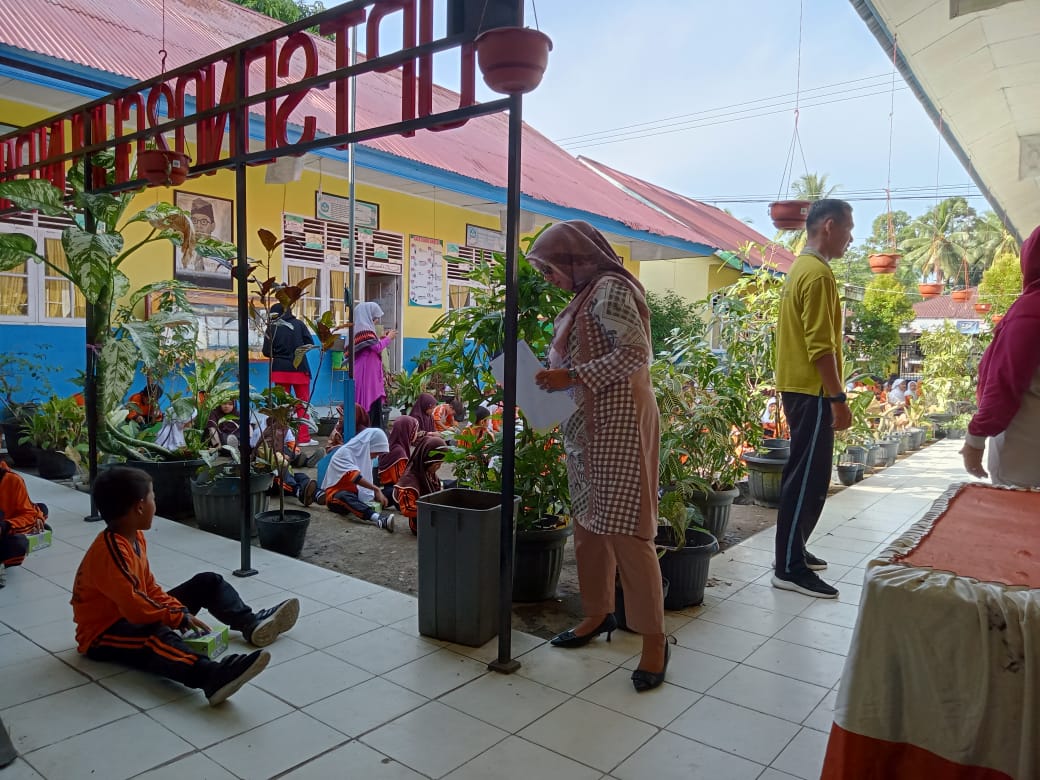 PUSKESMAS TARUSAN LAKSANAKAN INSPEKSI KESEHATAN  LINGKUNGAN SEKOLAH  SDN 02 GURUN PANJANG, SDN 33 GU