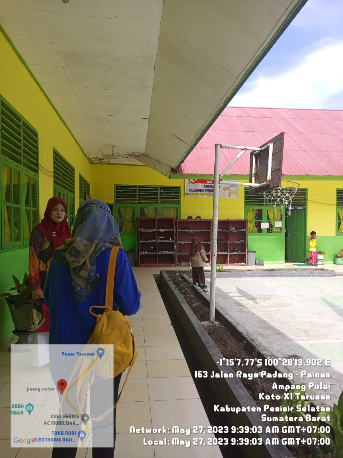 PUSKESMAS TARUSAN LAKSANAKAN INSPEKSI KESEHATAN  LINGKUNGAN SEKOLAH  SDN 04 NANGGALO, SDN 06 JINANG 