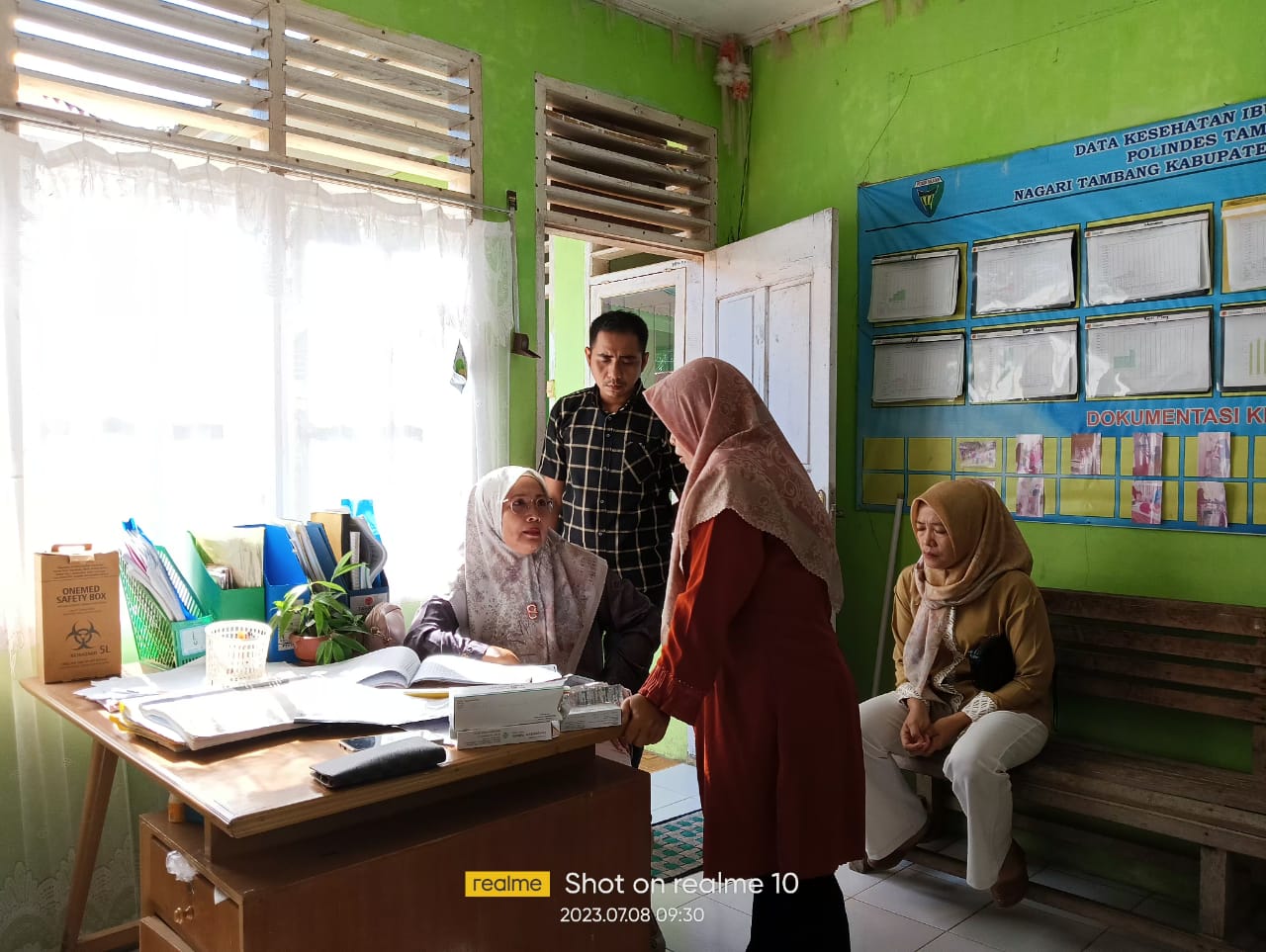 Puskesmas Salido  melakukan monitoring dan evaluasi di Poskesri Tambang Kanagarian Tambang.