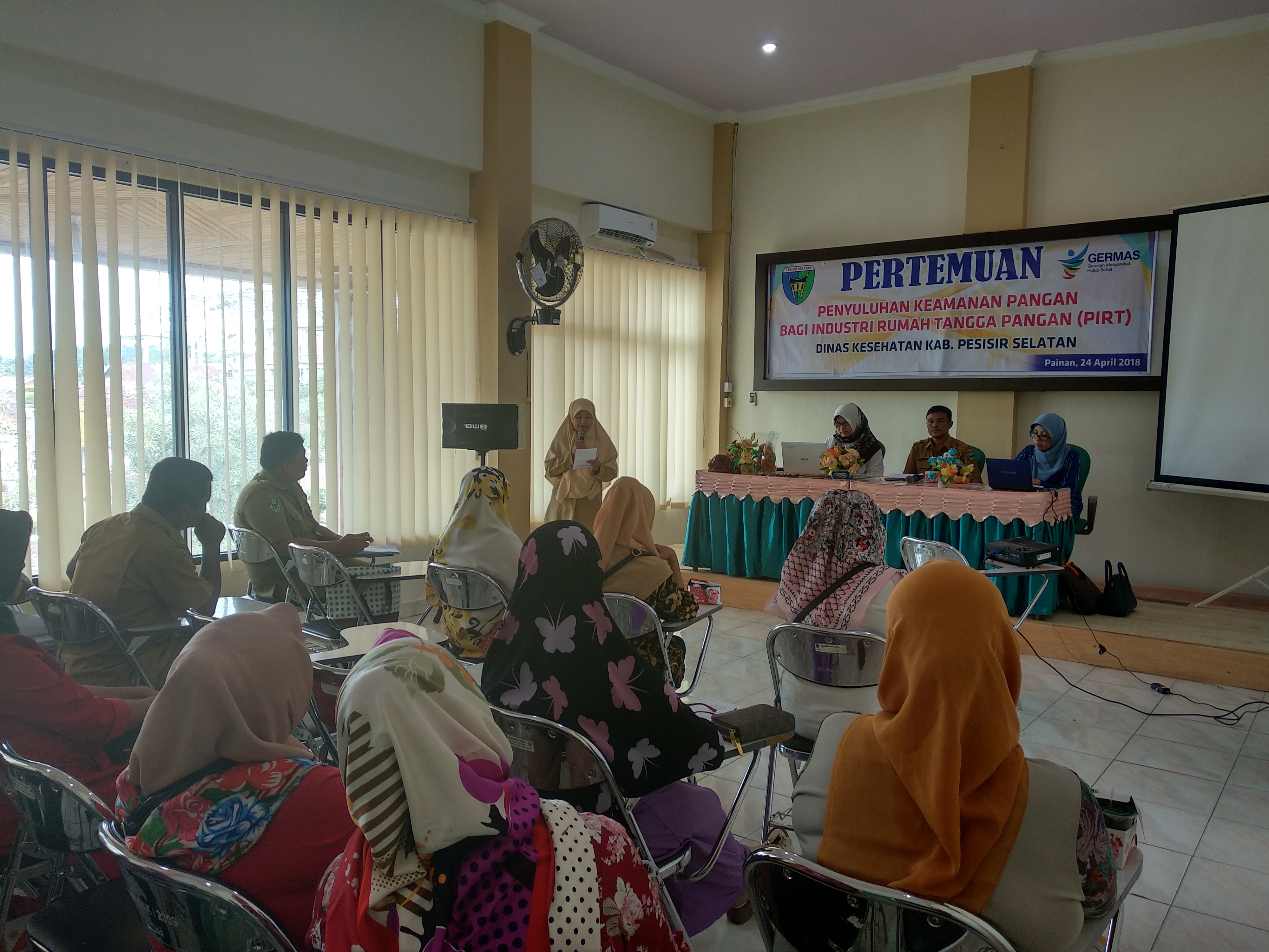 Penyuluhan Keamanan Pangan Bagi Industri Rumah Tangga Pangan (PIRT)