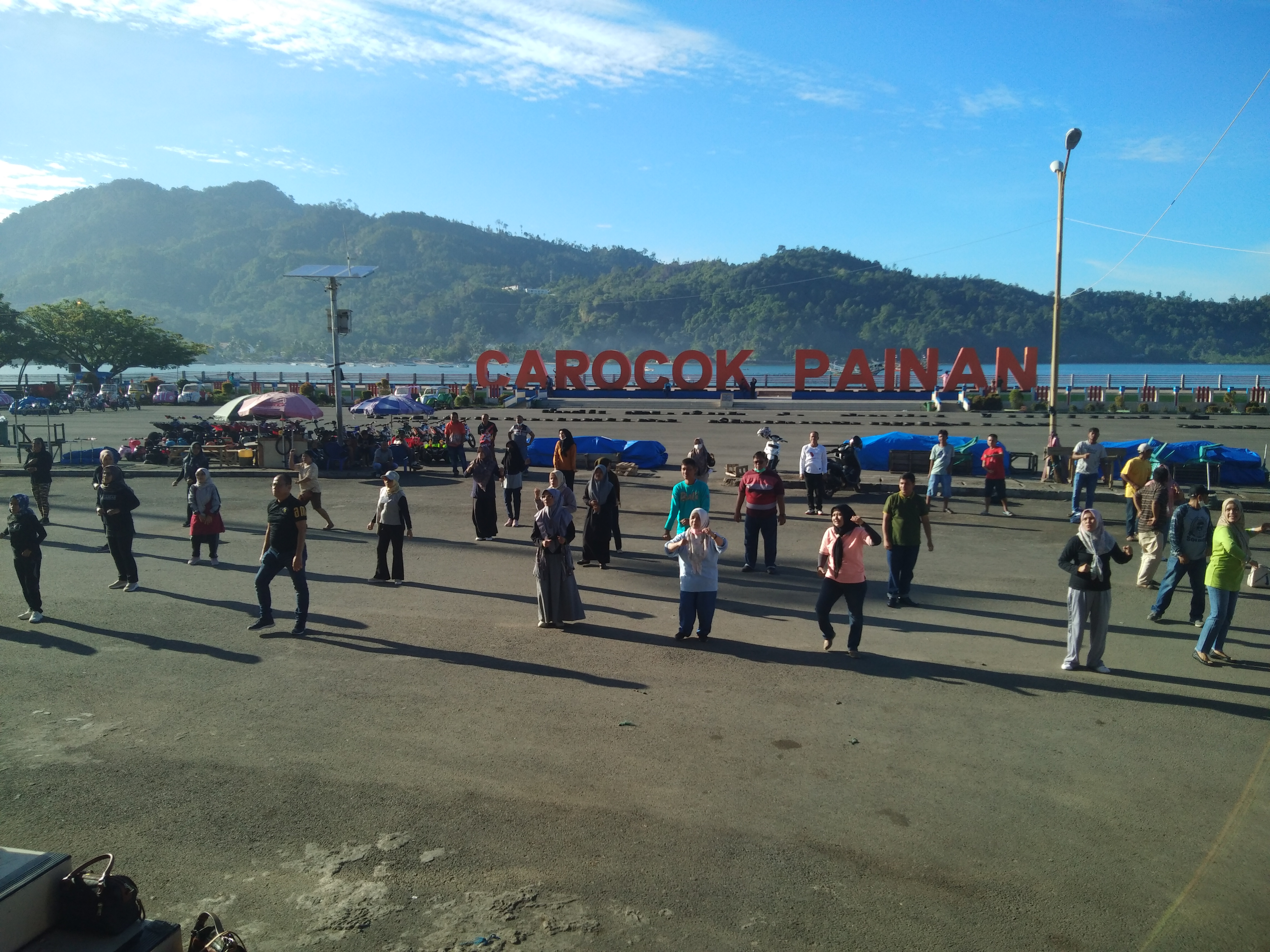 PELAKSANAAN GERMAS  DAN PTM DI CEROCOK PAINAN