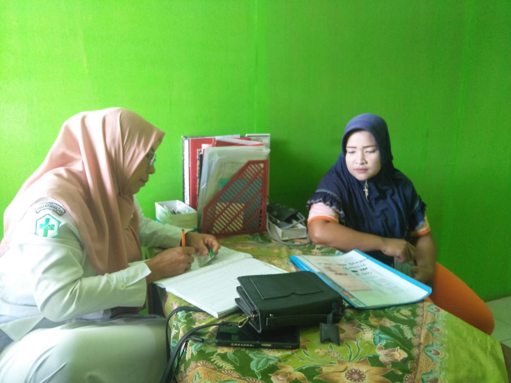 Pelayanan Poli KB di Puskesmas Koto Baru 