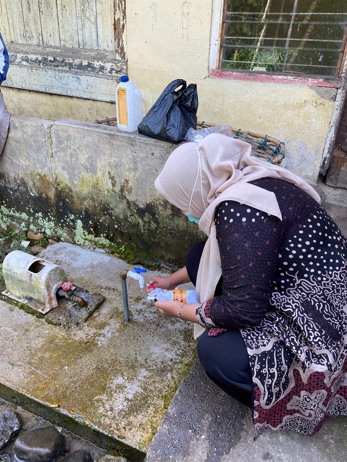 Pengambilan Sampel PDAM  Di Puskesmas Iv Koto Mudik