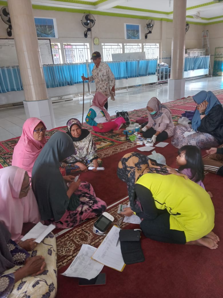 Posbindu PTM Terintegrasi Program Lansia, Program TB dan Program Indera di Nagari TUIK 