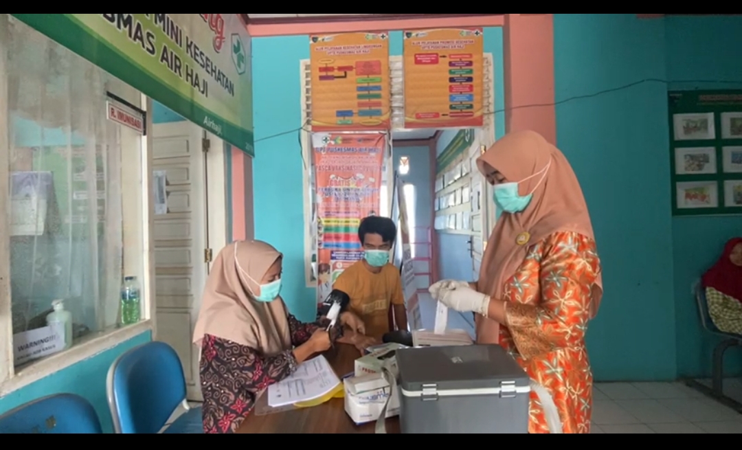 Puskesmas AirHaji layani vaksinasi covid19
