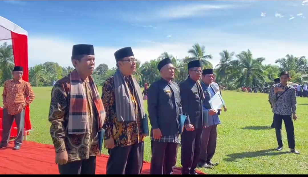 Penyerahan sertifikat ODF kepada Nagari Tanah Bakali Inderapura, Lubuk Betung Inderapura, Palokan 