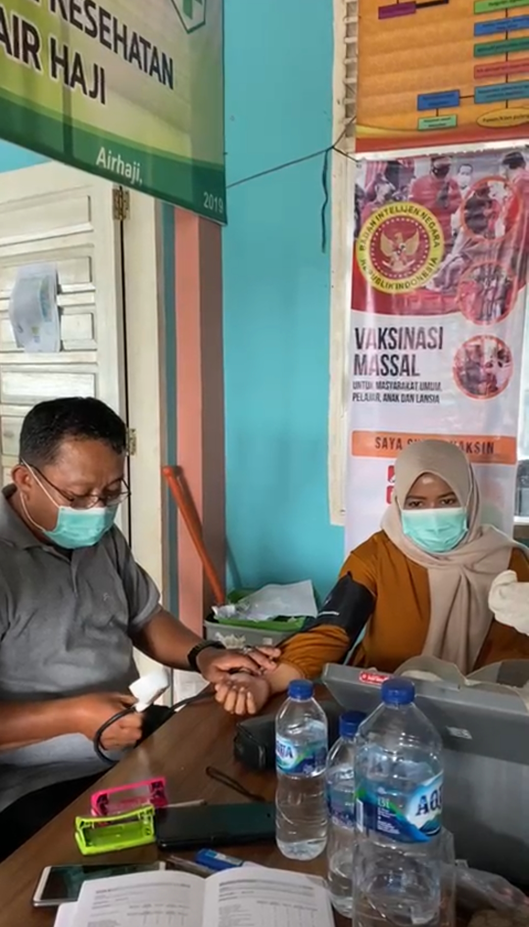 Pelaksanaan Kegiatan Vaksinasi Covid-19 di Posko Vaksinasi Puskemas Air Haji, 20 Agustus 2022