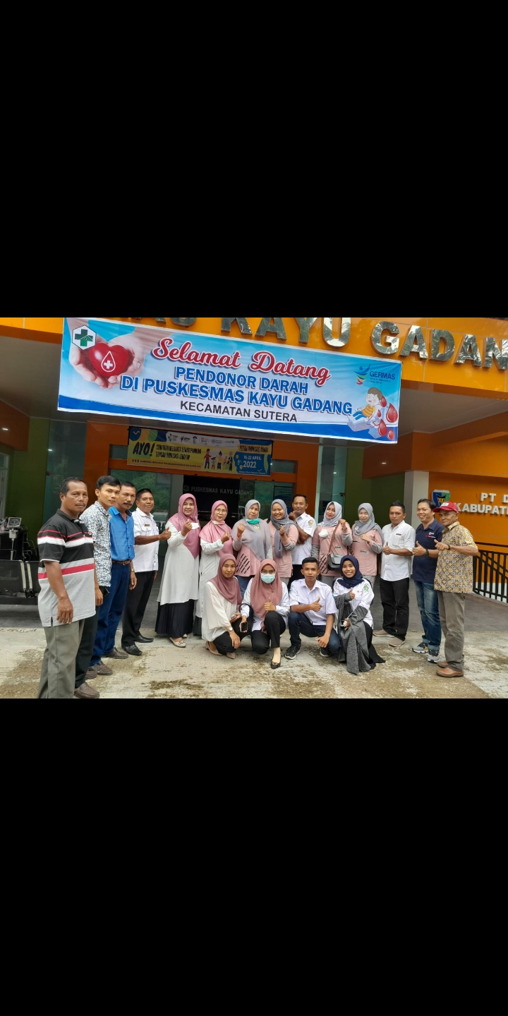 Kegiatan donor darah massal di puskesmas Kayu 