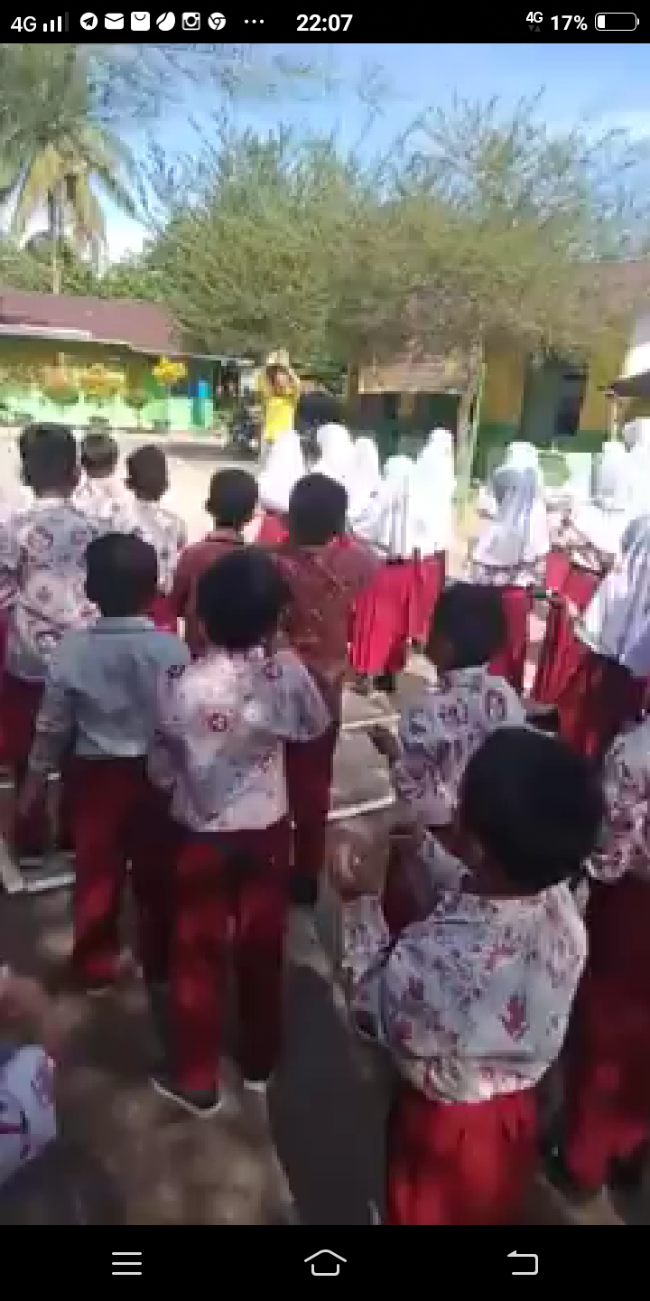 Kegiatan Pemberian Obat Pencegahan Secara Massal ( POPM ) kecacingan di  UPT Puskesmas Tarusan 