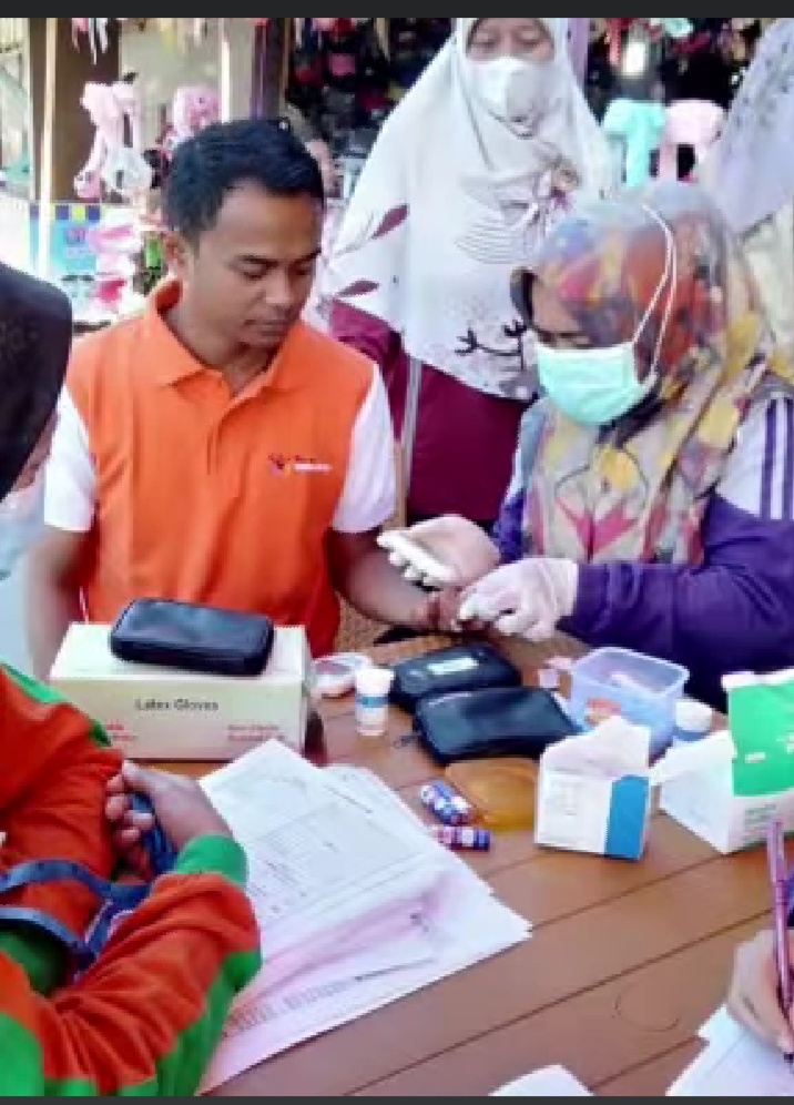 Kegiatan screening PTM oleh Tim PTM Puskesmas Salido Ners Crefaniska Mustafa dkk.....
