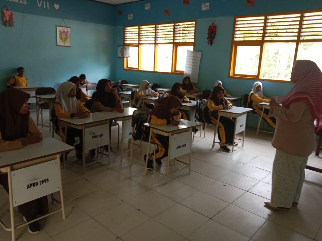 PEMBERIAN MATERI PENYULUHAN KEPADA KADER PKPR DI SMP 6 LENGAYANG,WILKER UPT PUSKESMAS KOTO BARU