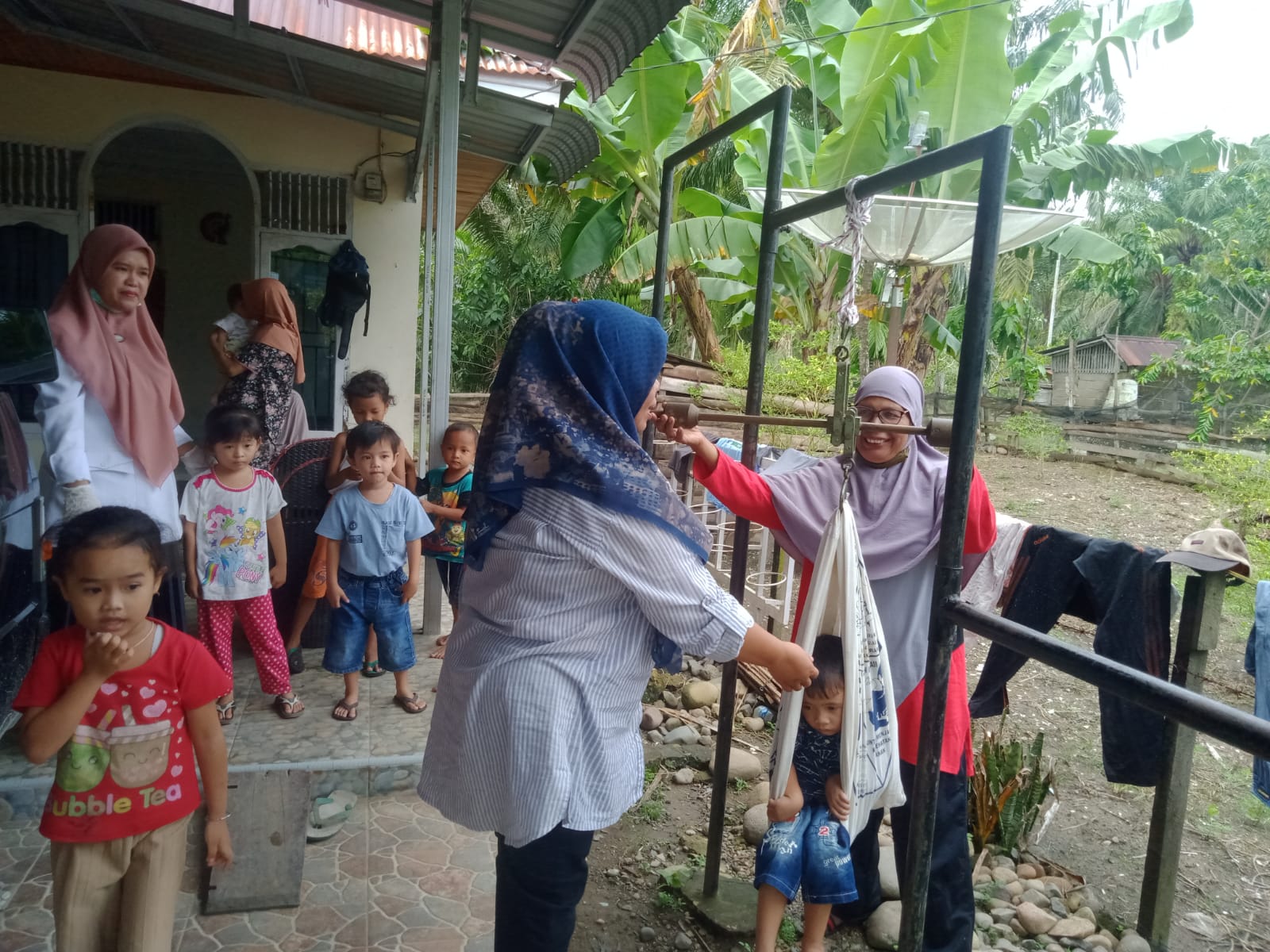 PELAKSANAAN POSYANDU DI WILAYAH KERJA PUSKESMAS INDERAPURA 