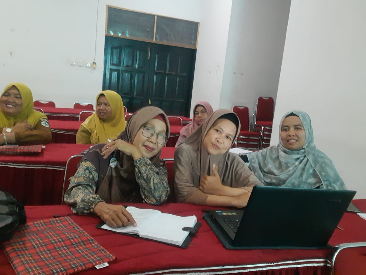 PERTEMUAN MANAJEMEN PUSKESMAS SE KABUPATEN PESISIR SELATAN PUSKESMAS KY GADANG