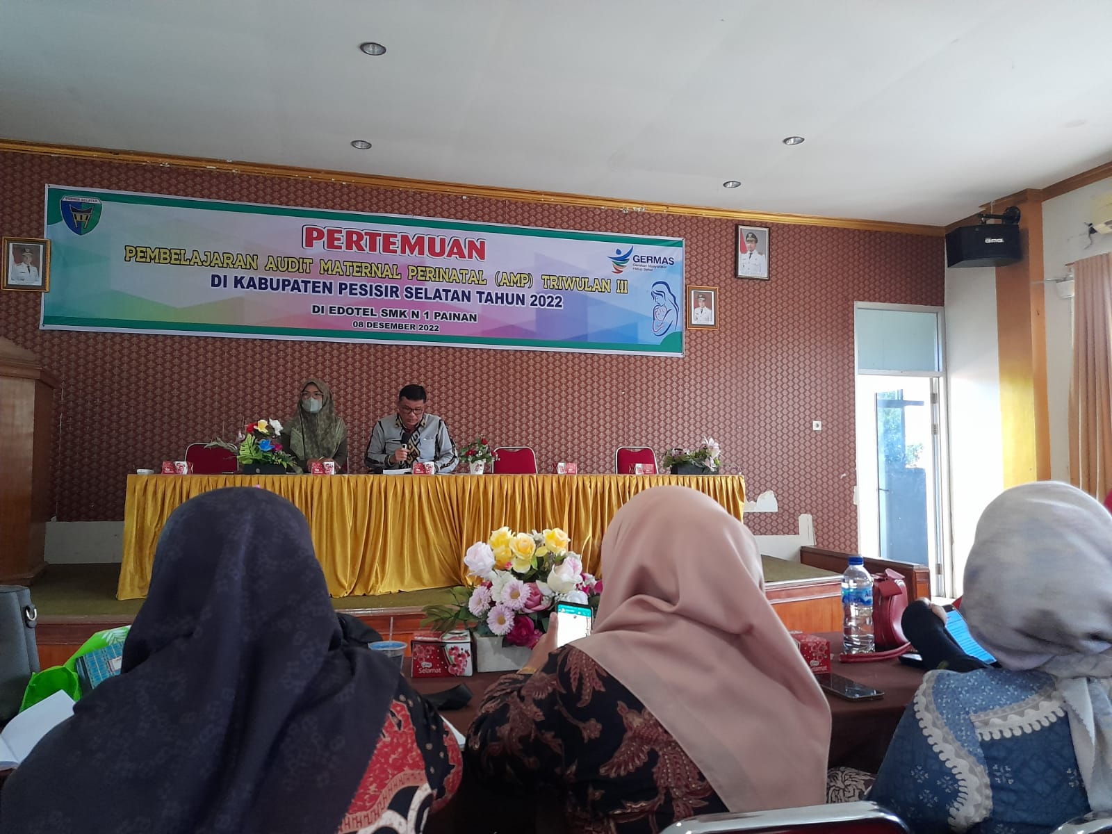 PUSKESMAS KY GADANG PEMBELAJARAN AUDIT MATERNAL PERINTAL (AMP) TRIWULAN III DI KABUPATEN PESISIR SEL