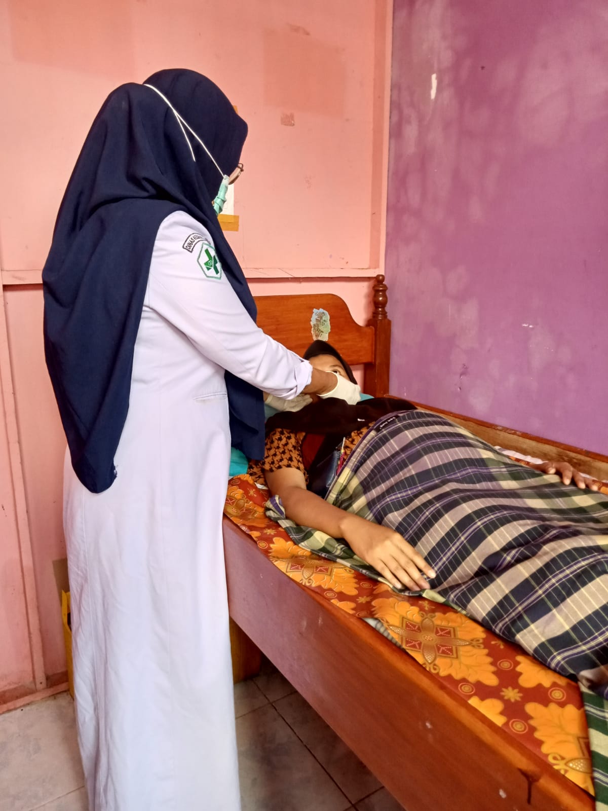 Puskesmas Air haji Poskesri bukit putus luar  Kegiatan: Pelayanan dasar kesehatan