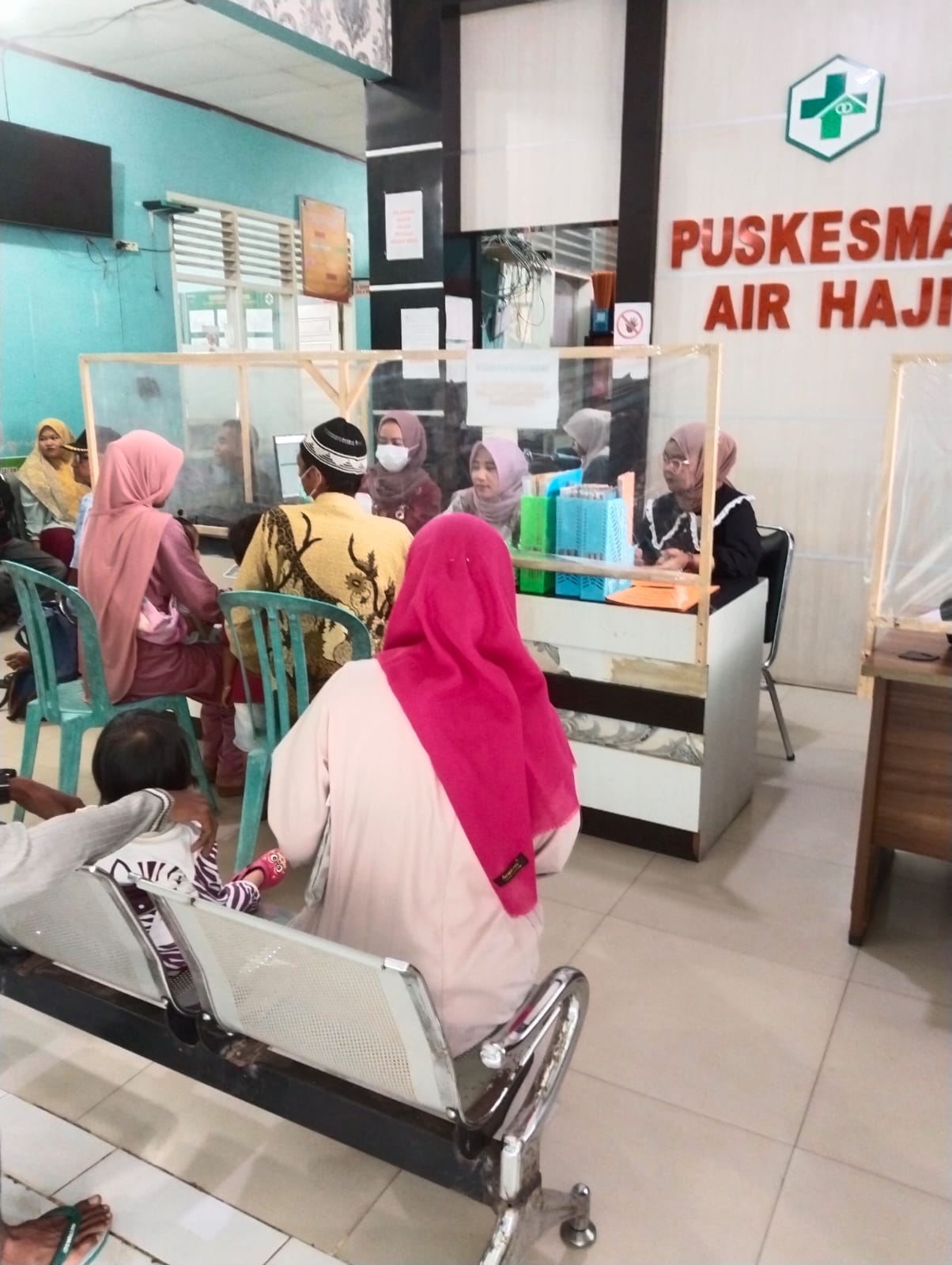 Puskesmas Air Haji melakukan pelayanan mulai dari Rekam Medis