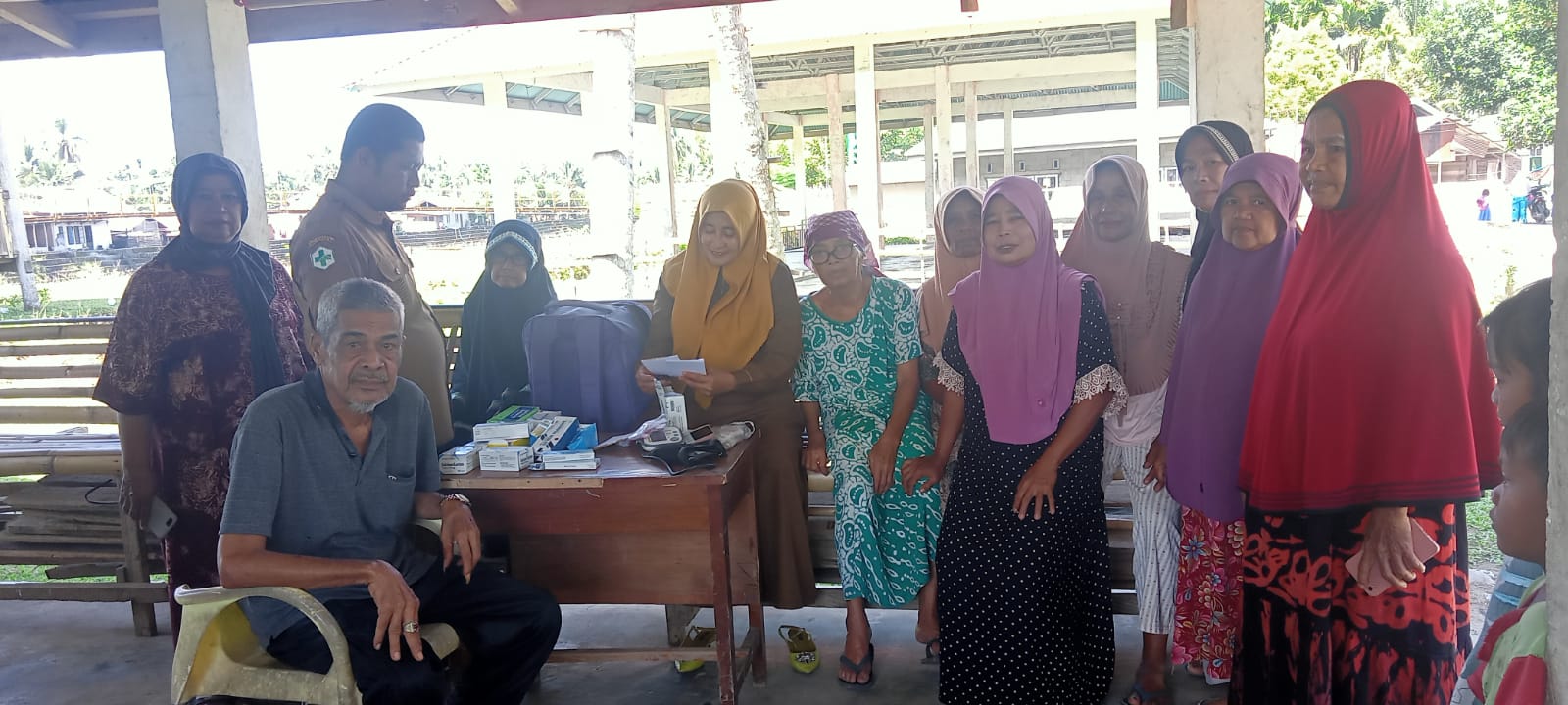 Pelayanan Di Posyandu Lansia Puskesmas Air Haji  ,   Rantau Simalenang Tgl,10 Januari 2023