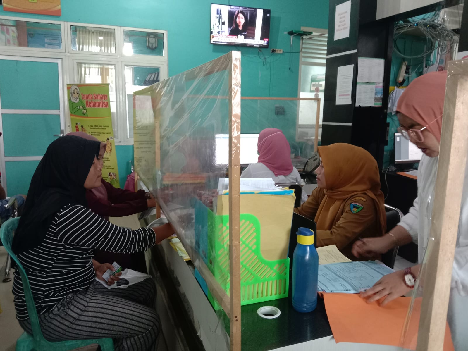 Puskesmas Air Haji melakukan pelayanan mulai dari Rekam Medis