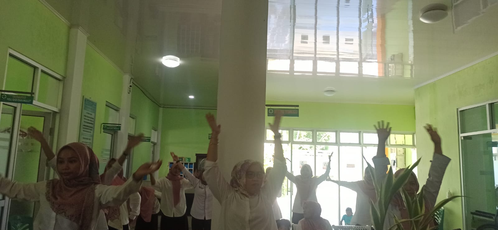 PEREGANGAN DI TEMPAT KERJA PUSKESMAS IV KOTO MUDIK