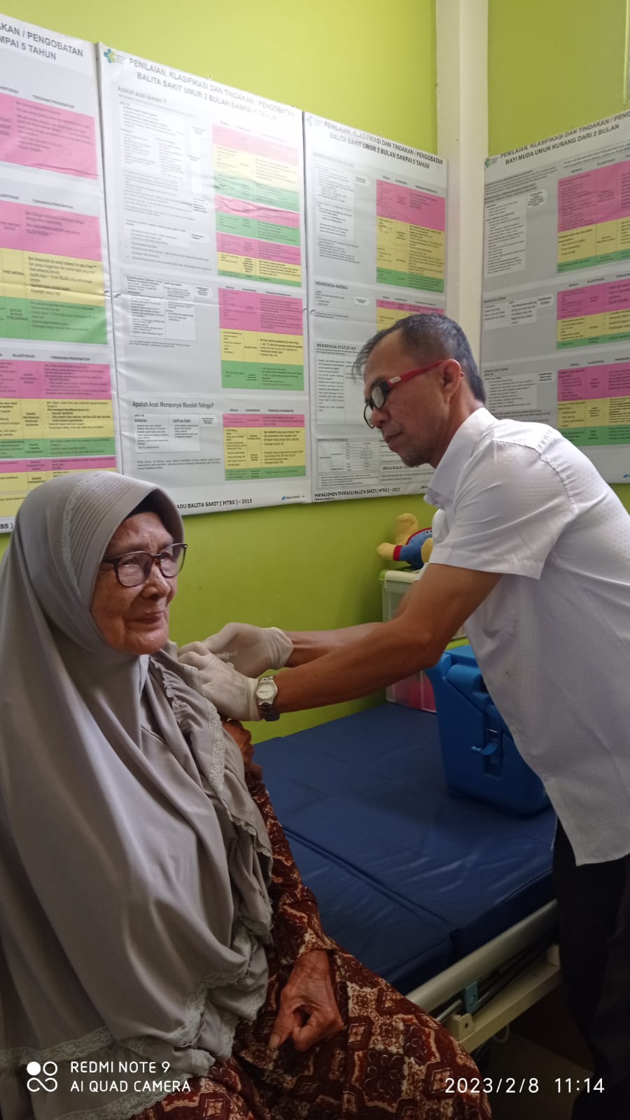 Pelayanan Vaksinasi Covid 19 Untuk Jemaah Haji dan Umrah di Poli Imunisasi Puskesmas Balai Selasa