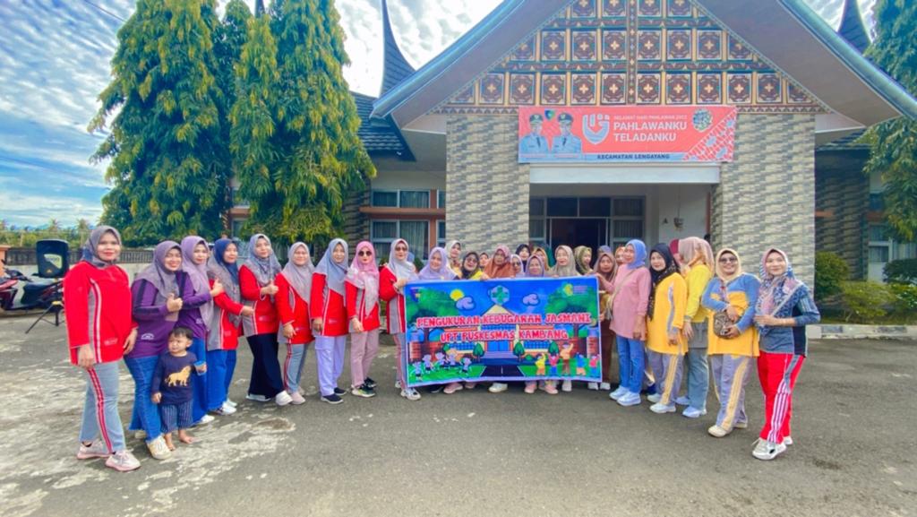 Kegiatan hari ini senam pagi dan Tes kebugaran terintegrasi dengan program PTM di Halaman Kantor Cam