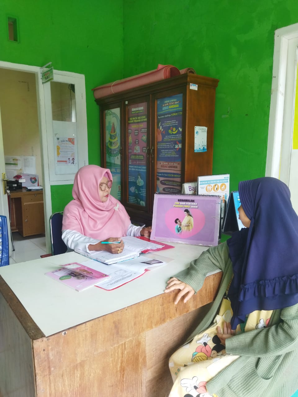 KONSELING GIZI DENGAN PASIEN BUMIL KEK DI PUSKESMAS BALAI SELASA