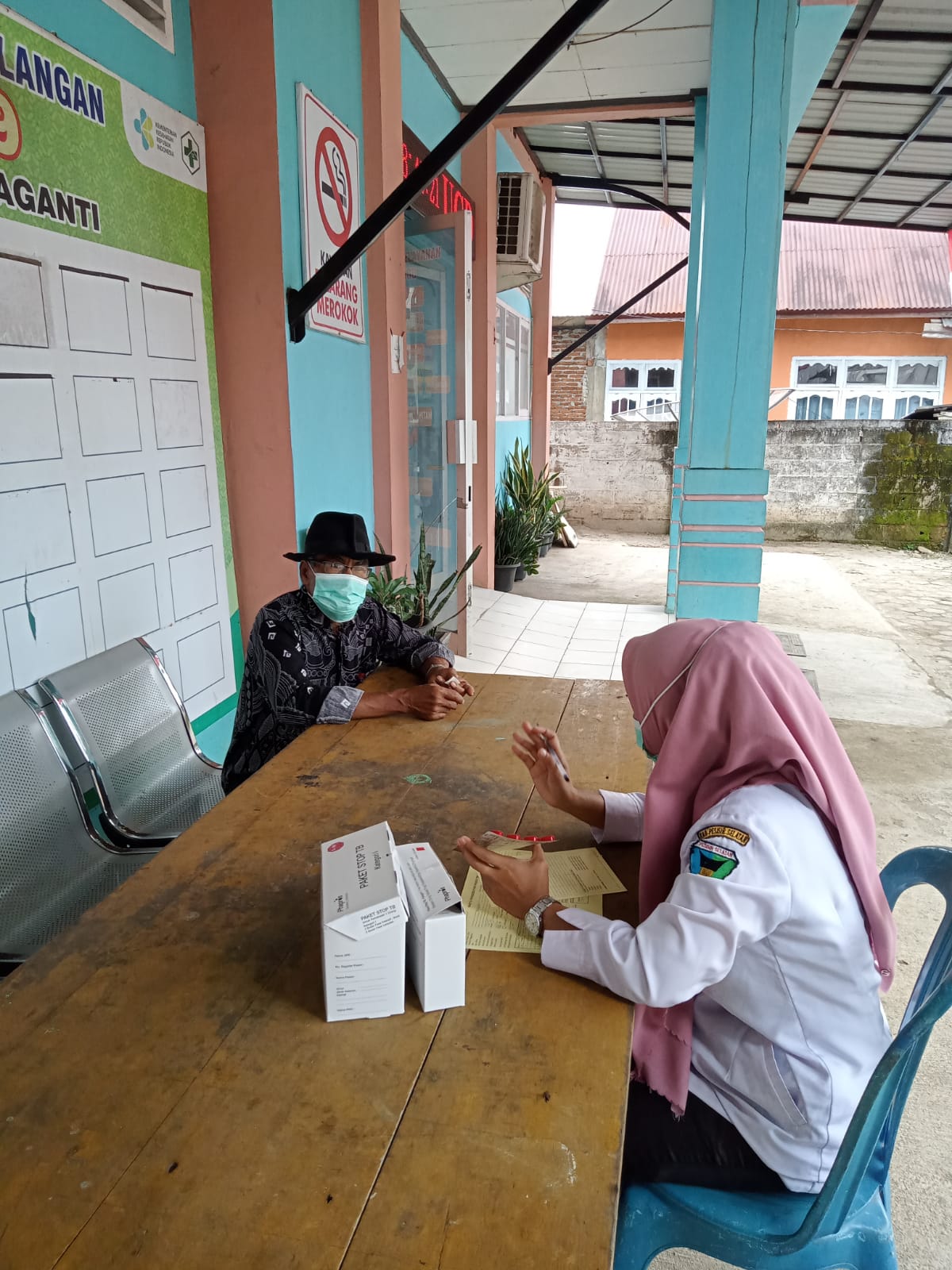 Pelayanan di ruangan  TB paru Puskesmas air haji 