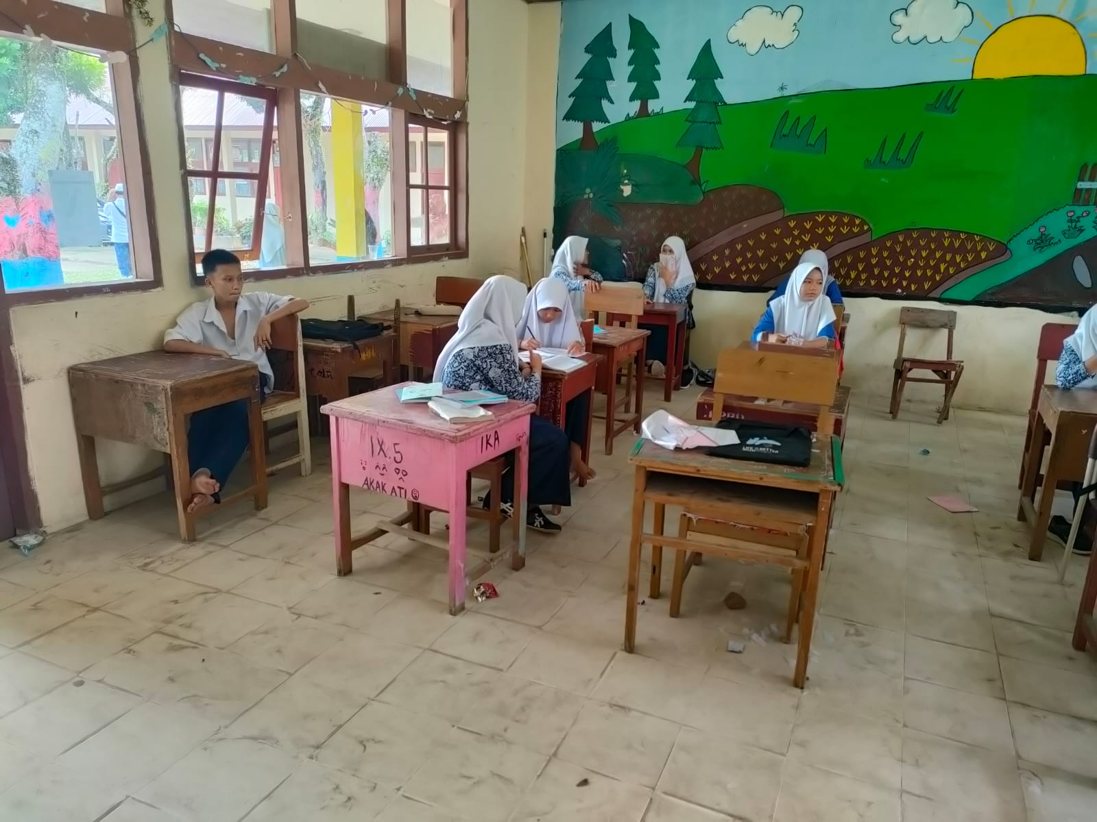 Skrining Kesehatan Jiwa Pada Anak Sekolah di SMP N 3 Lengayang wilker Puskesmas Kambang