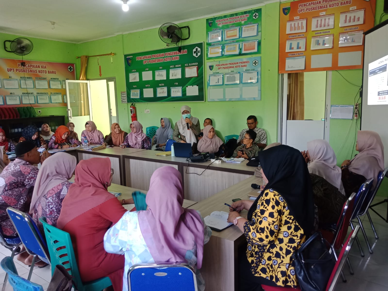 Tim P2P Dinkes Pesisir Selatan melakukan kunjungan ke Puskesmas  Koto Baru