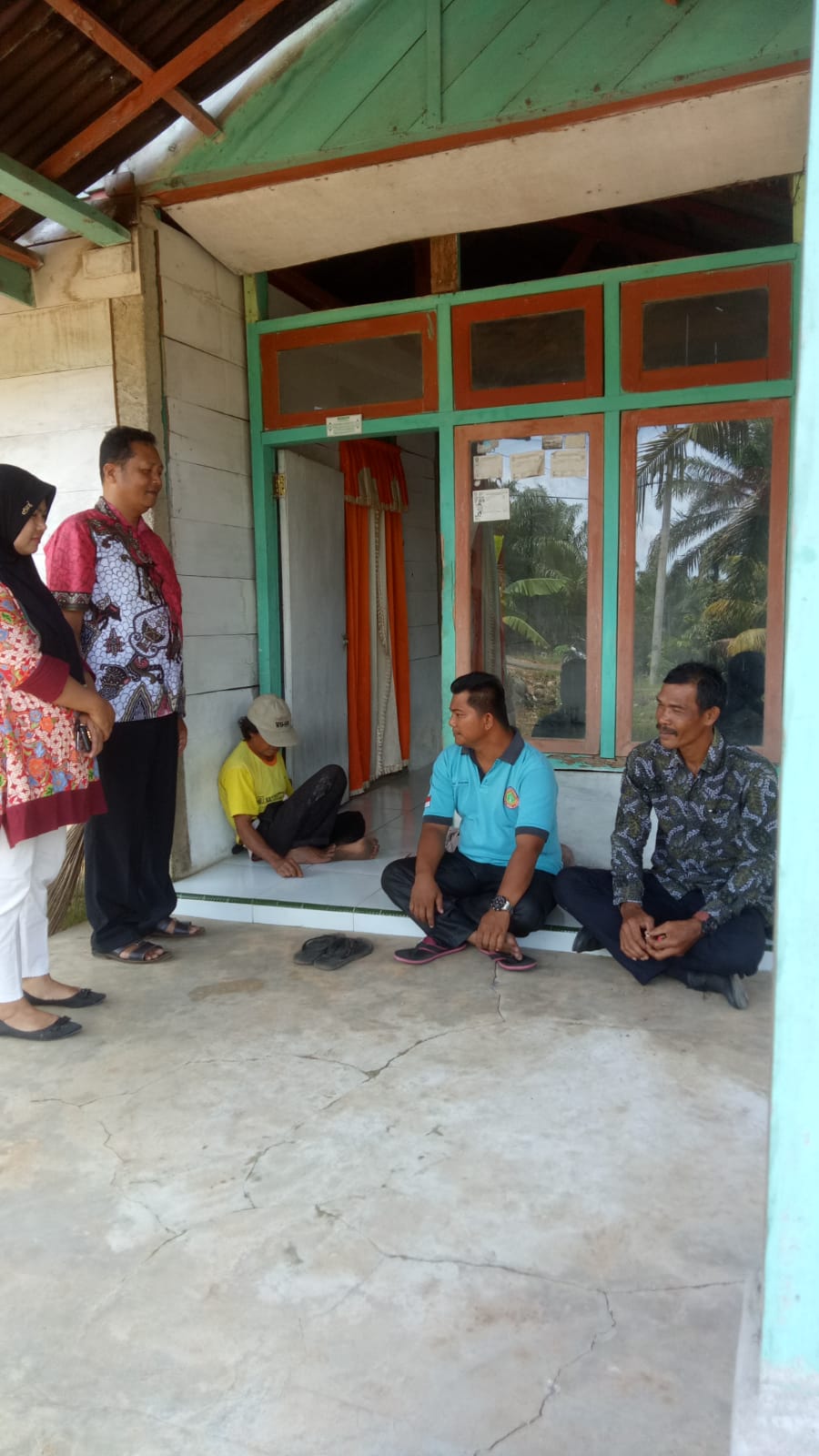 Tim kesehatan jiwa, puskesmas tanjung makmur melakukan kunjungan ODGJ di Nagari Sambungo