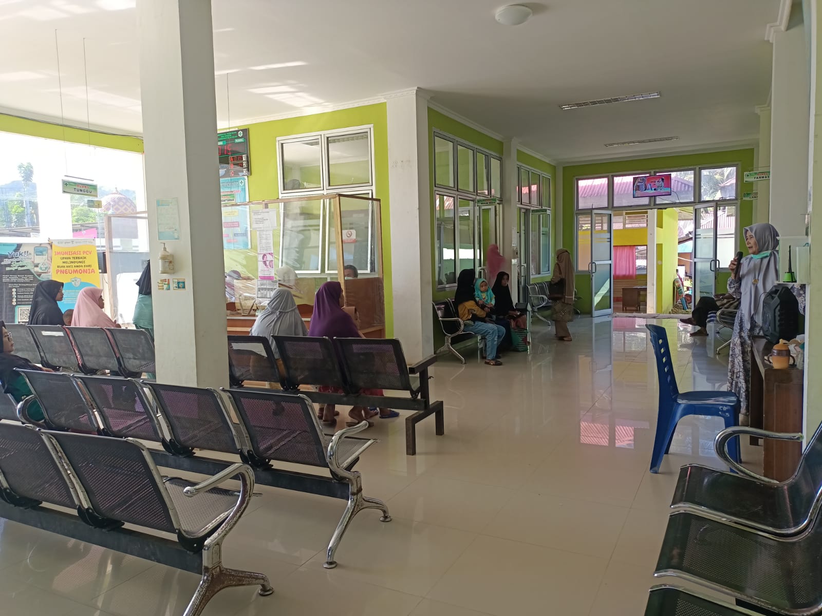 PENYULUHAN DALAM GEDUNG PUSKESMAS BALAI SELASA TENTANG PENYAKIT ISPA 