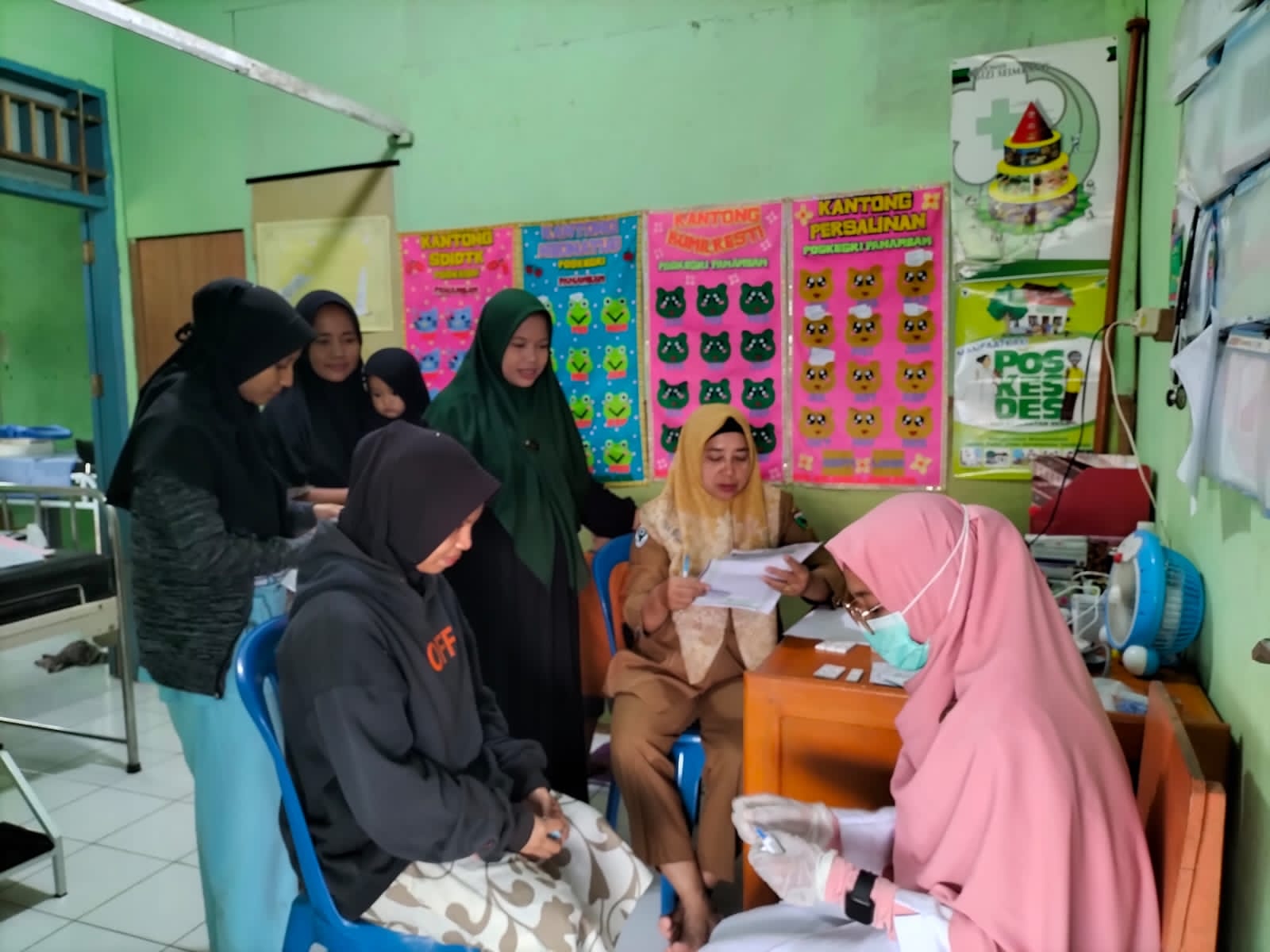 PEMERIKSAAN TRIPLE ELIMINASI PADA IIBU HAMIL DI NAGARI INDERAPURA KECAMATAN PANCUNG SOAL 