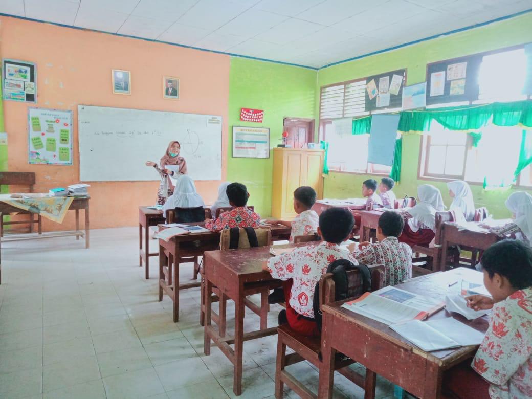 Penyuluhan kasus kusta dan kecacingan Di SDN 10 pancung soal