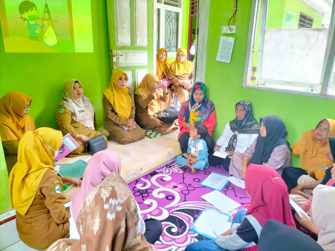 Peningkatan Kapasitas Kader di Poskesri Limau Manih Kulam Wilker Puskesmas Koto Baru