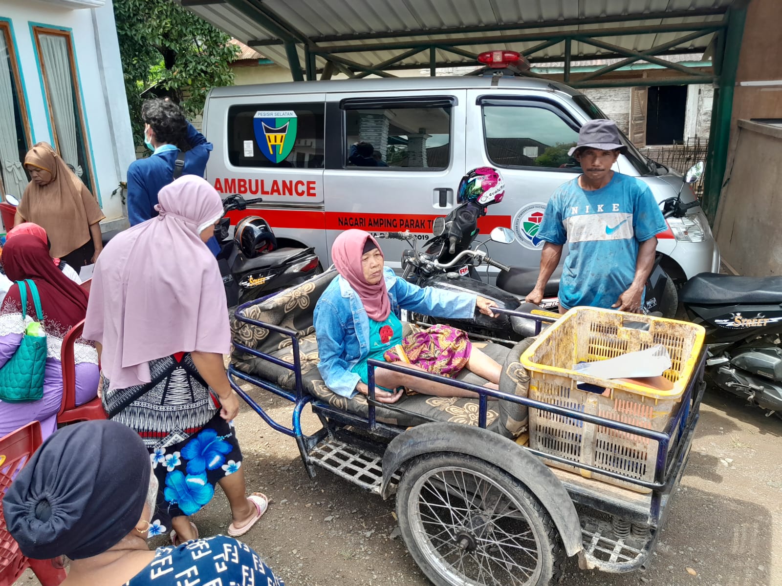 DETEKSI DINI FAKTOR RESIKO PENYAKIT TIDAK MENULAR (PTM),TERINTEGRASI dengan program LANSIA\" SE NAGA