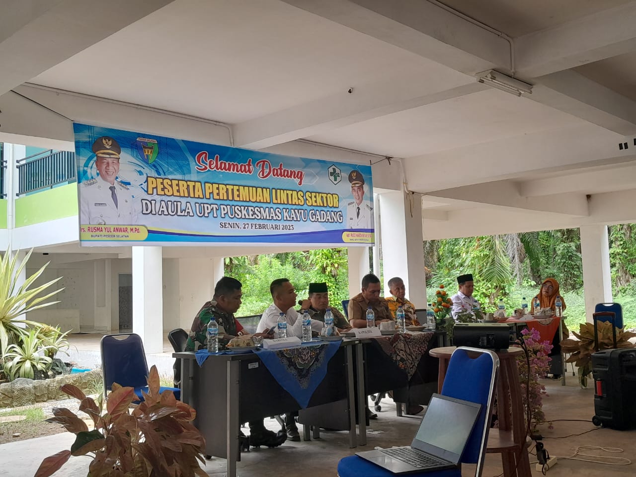 Pertemuan Sosialisasi dan Koordinasi Lintas Program Pelayanan Kesehatan di Aula Puskesmas Kayu Gadan