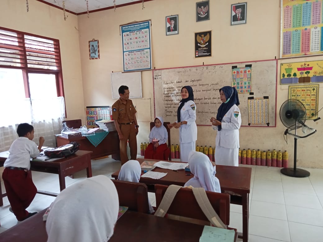 Puskesmas Pasar Kuok Melakukan Penyuluhan dan Pemberian Obat Kecacingan  SDN 04 Pasar Taluk, SD 22 U