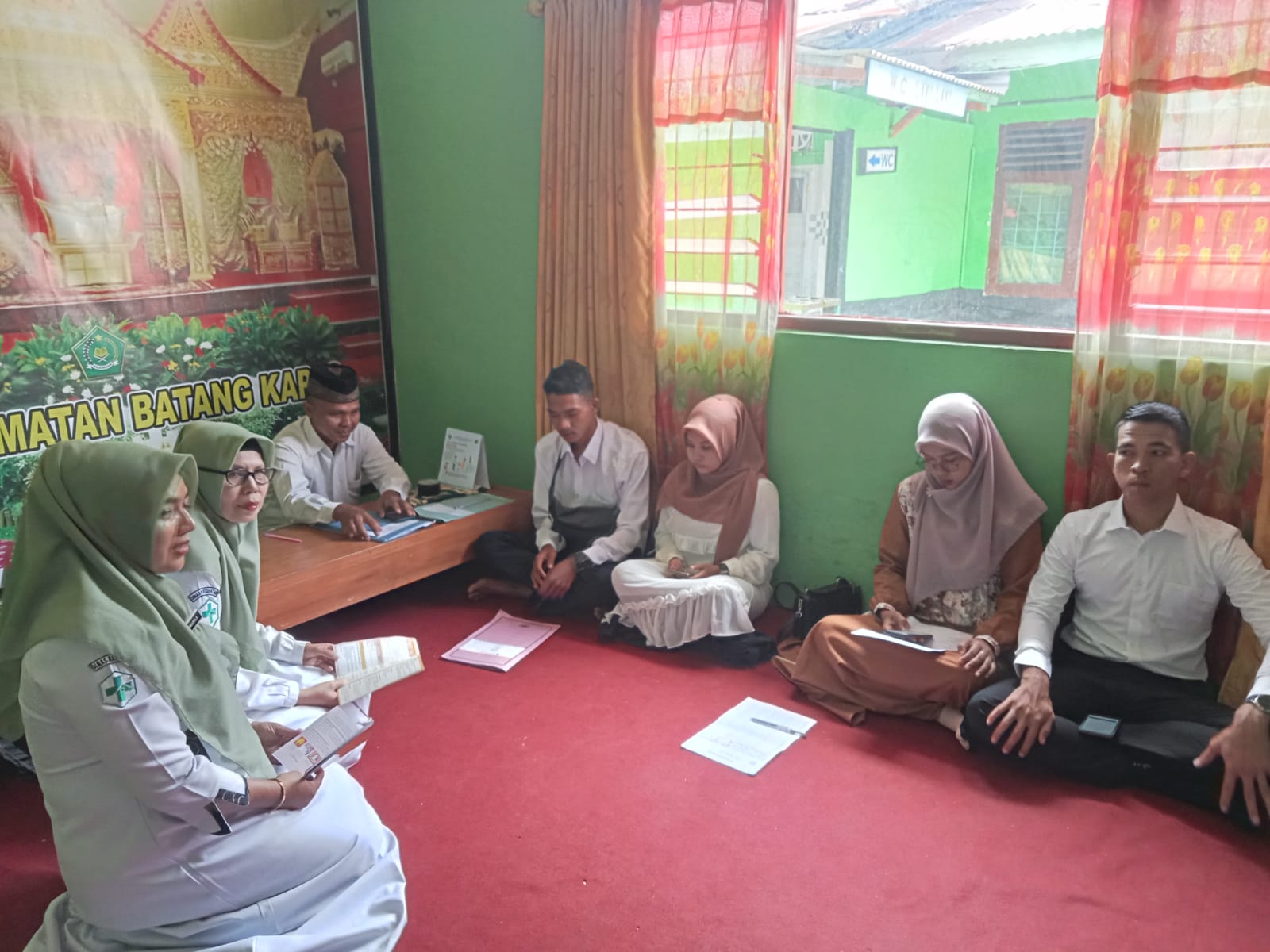 Puskesmas IV Koto Mudik Melaksanakan Edukasi Bimbingan Perkawinan/Konseling Catin di Kantor KUA Kec.