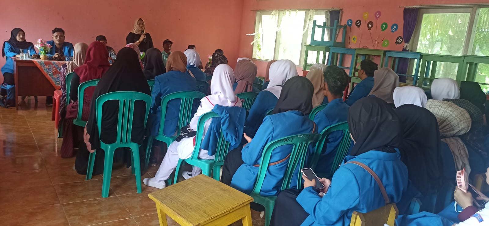 Lokmin Mahasiswa PKL Perintis Indonesia di Puskesmas IV Koto Mudik