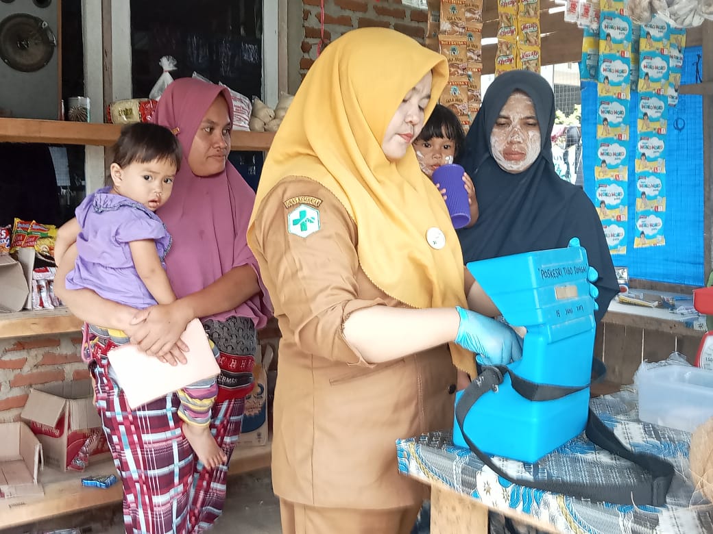 PELAKSANAAN POSYANDU CRASH PROGRAM POLIO DI WILAYAH KERJA PUSKESMAS INDERAPURA 