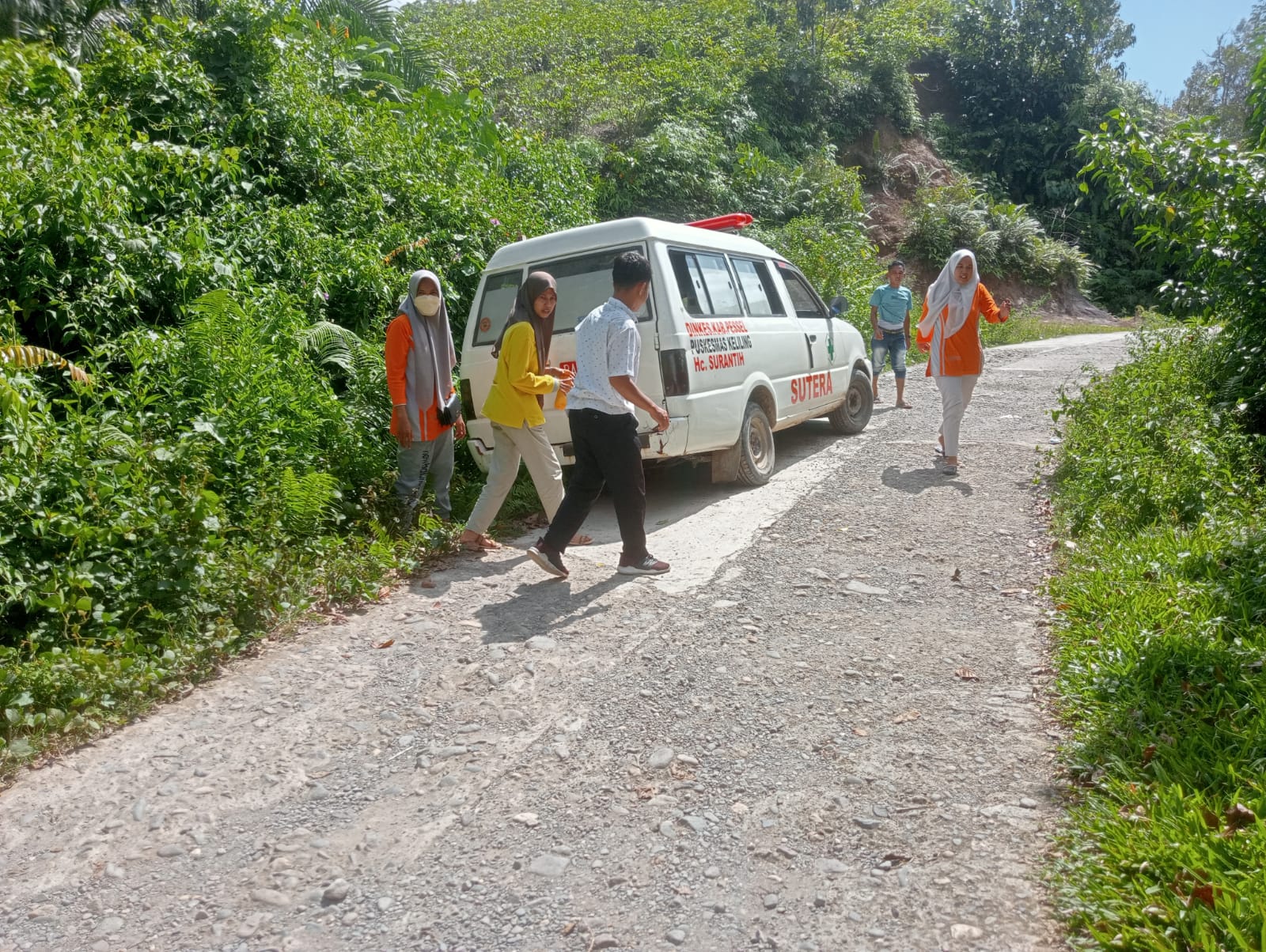 PELAKSANAAN POSYANDU CRASH PROGRAM POLIO HARI KETIGA DI WILAYAH KERJA PUSKESMAS KY GADANG