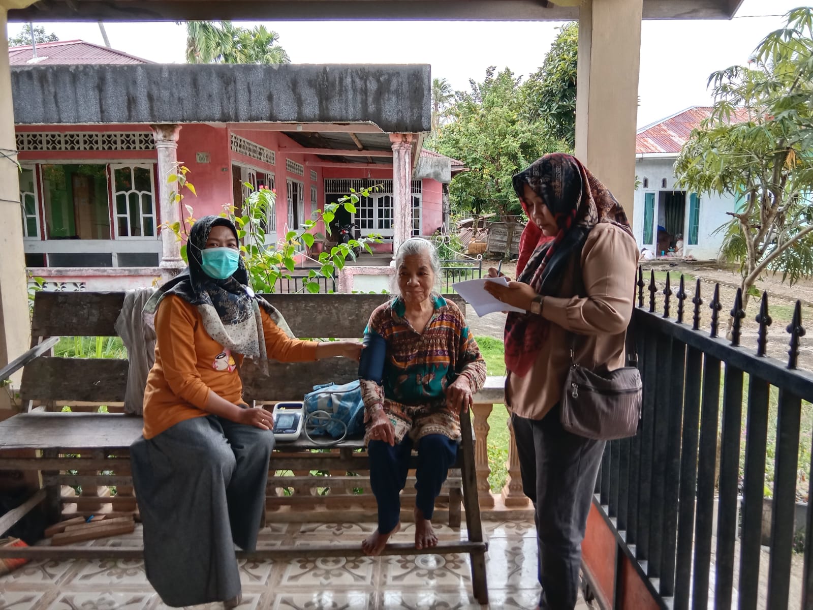 Puskesmas Tarusan, Pelayanan Keperawatan Kesehatan Masyarakat ( Perkesmas ) Ke Nagari Ampang Pulai