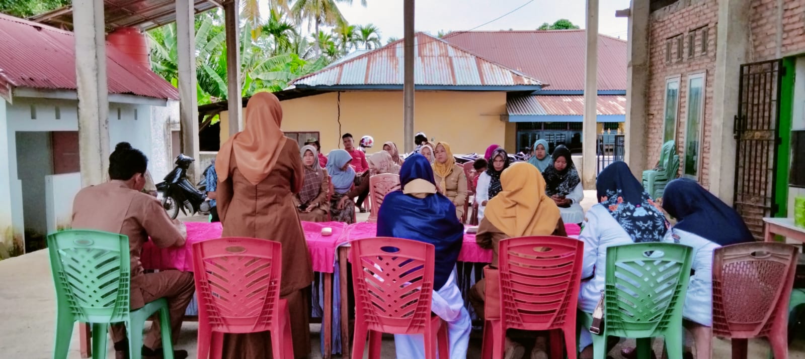 Pertemuan p4k di nagari koto nan tigo dihadiri oleh KTU Puskesmas Pasar Kuok