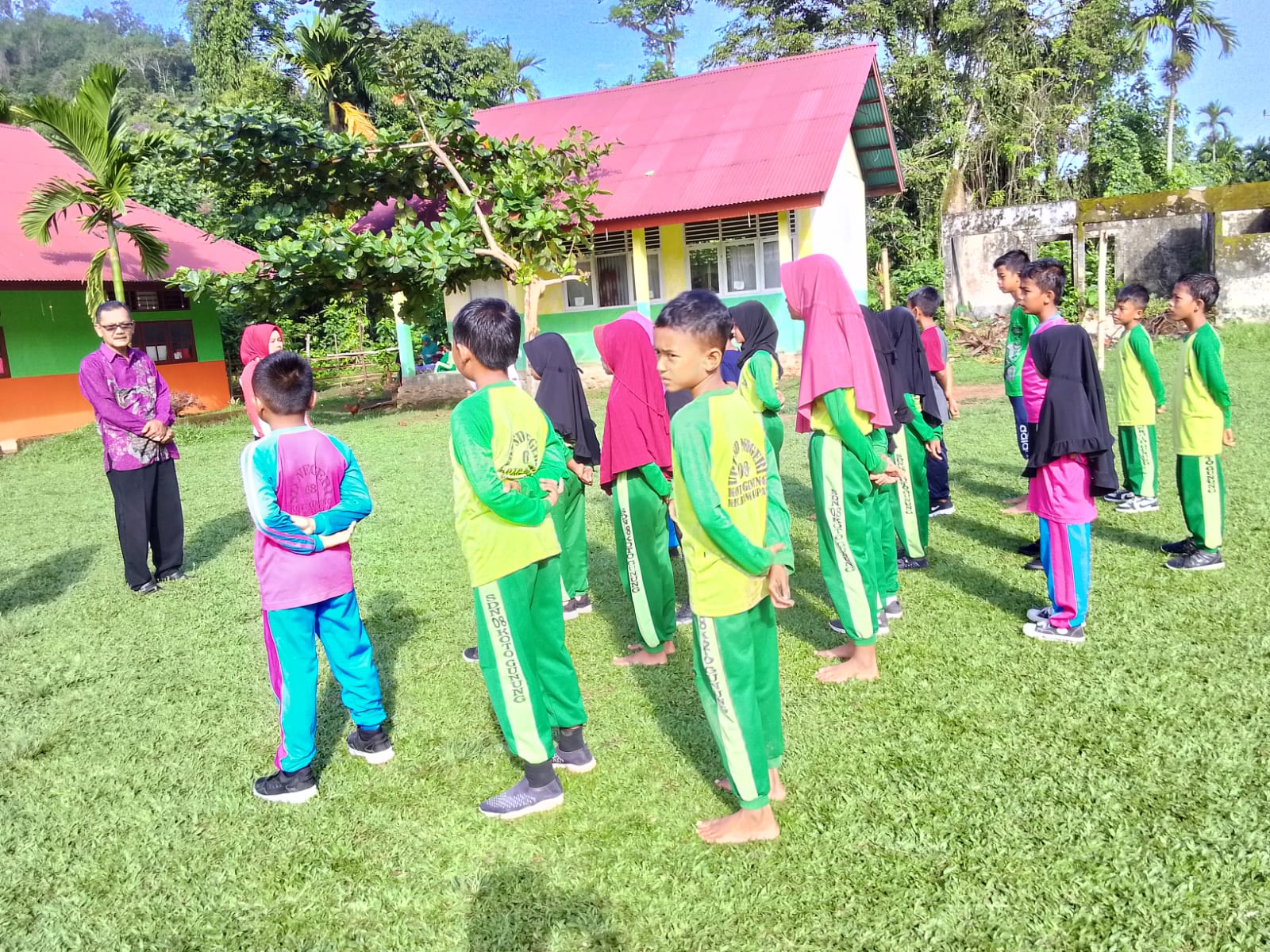PUSKESMAS IV KOTO MUDIK Pelaksanaan GERMAS Pemeriksaan Kebugaran di Sekolah Dasar