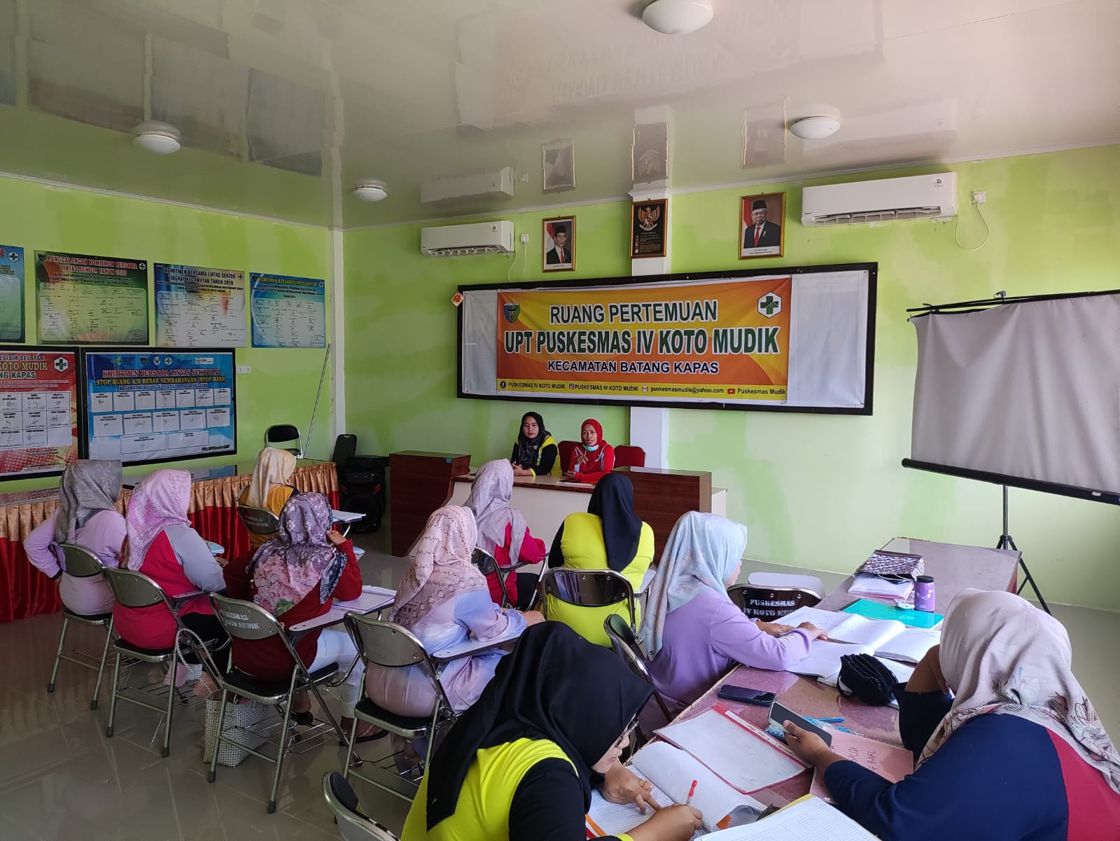 PUSKESMAS IV KOTO MUDIK BRIEFING BIDAN DESA