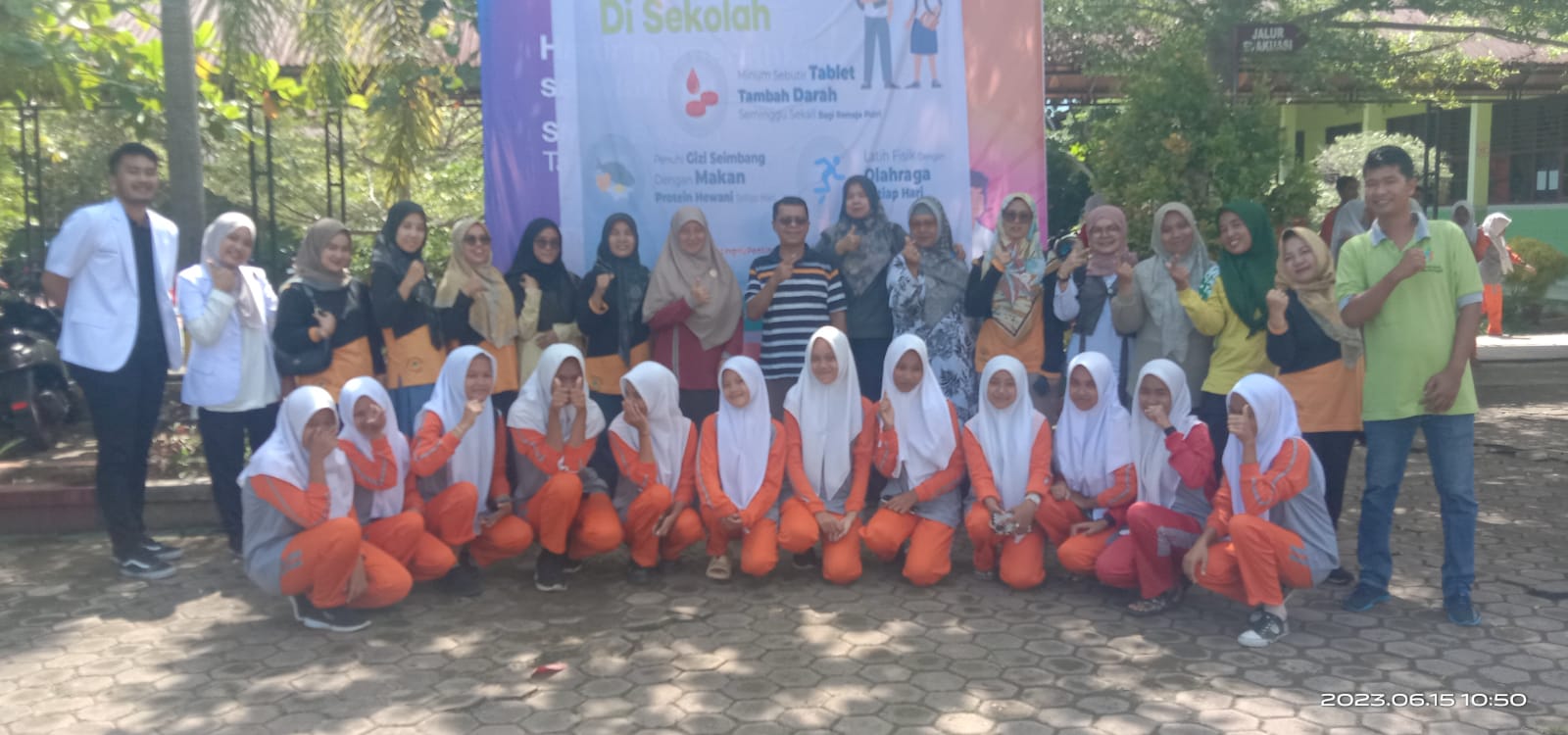 DINAS KESEHATAN GELAR KEGIATAN AKSI BERGIZI DI SMA 2 BAYANG 