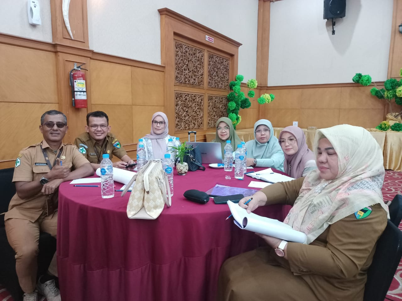 Kepala puskesmas pasar kuok mengikuti Rapat workshop koordinasi dan evaluasi pelaksanaan deteksi din