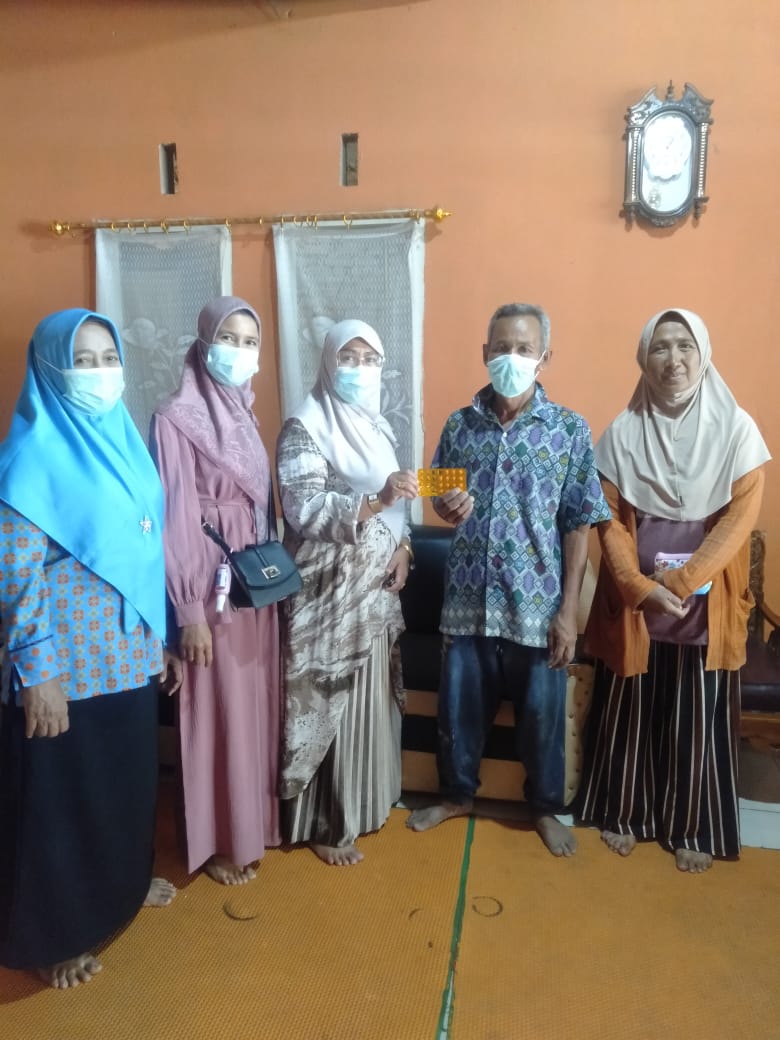 Puskesmas Pasar Kuok Ketuk pintu ke rumah dan Pemantauan Minum Obat pada Pasien Tuberkulosis (TBC) D