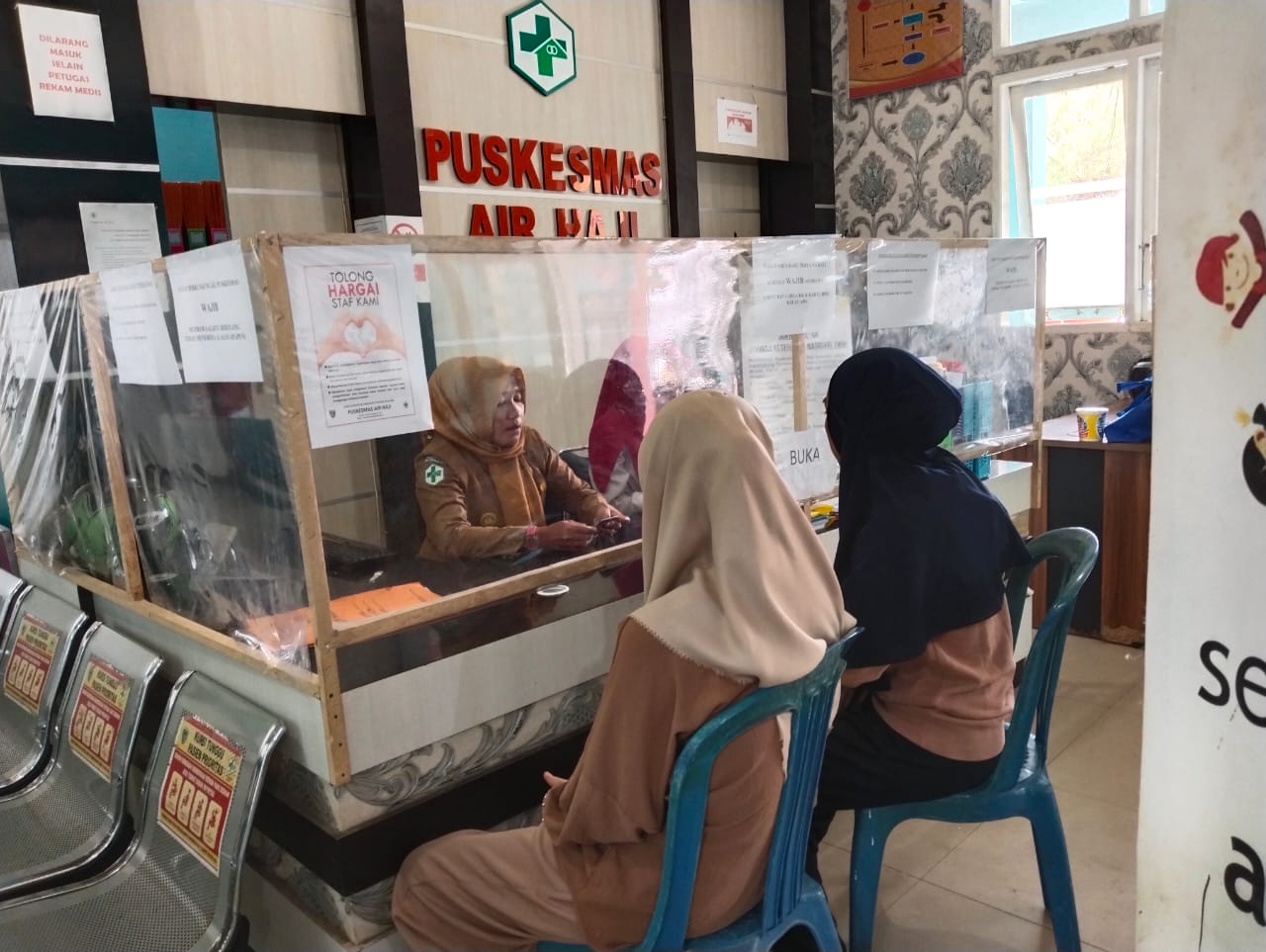 Puskesmas Air Haji melakukan pelayanan mulai dari Rekam Medis