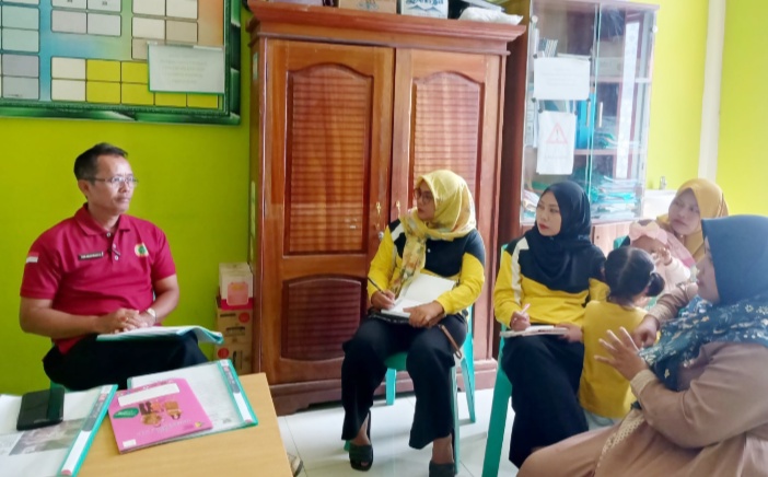 Penanggung Jawab Promkes dan PM puskesmas Tanjung Makmur melakukan sosialisasi Peningkatan Kapasitas